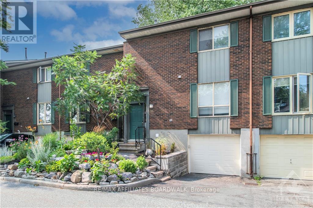 Property at 111 BEACHVIEW image 2