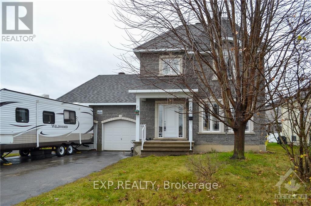 4595 Du Centre Street, Alfred And Plantagenet, Ontario  K0A 3K0 - Photo 2 - X10442050