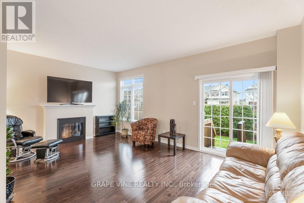 594 BARRICK HILL ROAD Kanata (9010 - Kanata - Emerald Meadows/Trailwest)