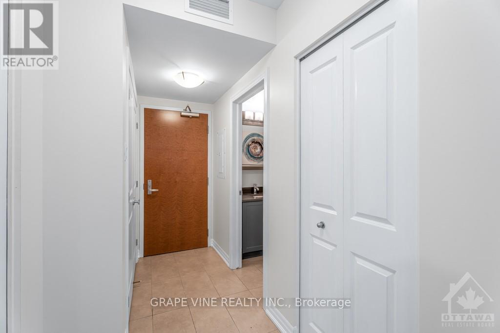 2408 - 195 Besserer Street, Ottawa, Ontario  K1N 0B6 - Photo 5 - X10744193