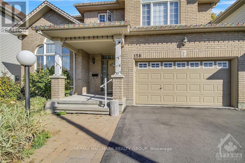 158 LAMPLIGHTERS DRIVE Ottawa