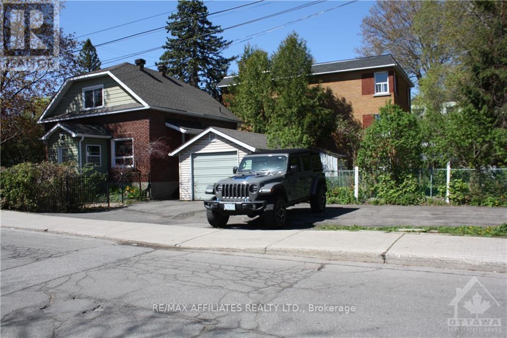 406 MARGUERITE AVENUE Vanier and Kingsview Park (3403 - Vanier)