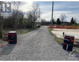 3828 43 HIGHWAY, North Grenville, Ontario