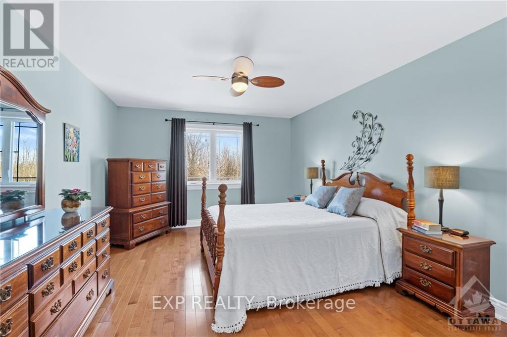 5940 Brophy Drive, Ottawa, Ontario  K0A 2Z0 - Photo 24 - X9515886