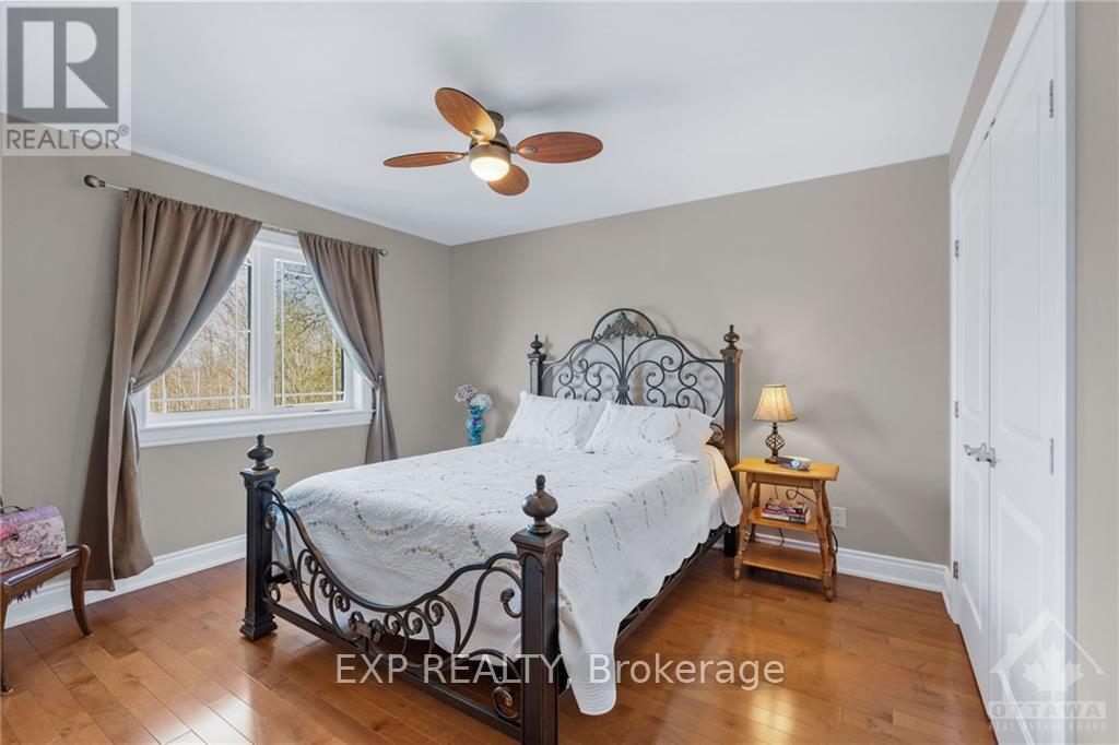 5940 Brophy Drive, Ottawa, Ontario  K0A 2Z0 - Photo 9 - X9515886