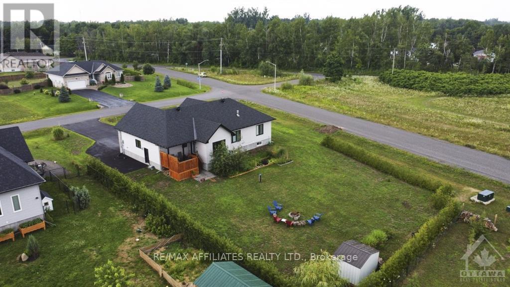 3403 SUMMERBREEZE DRIVE Greely - Metcalfe - Osgoode - Vernon and Area (1603 - Osgoode)