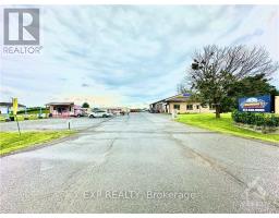 3835 MCBEAN STREET, Ottawa, Ontario