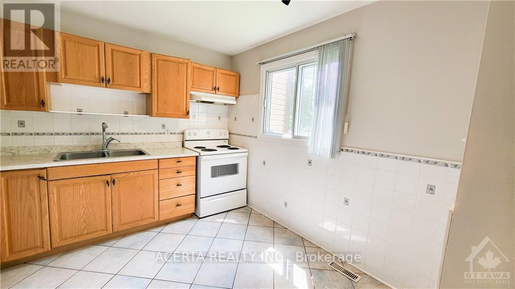 Property at 249 TEAL CRESCENT image 4