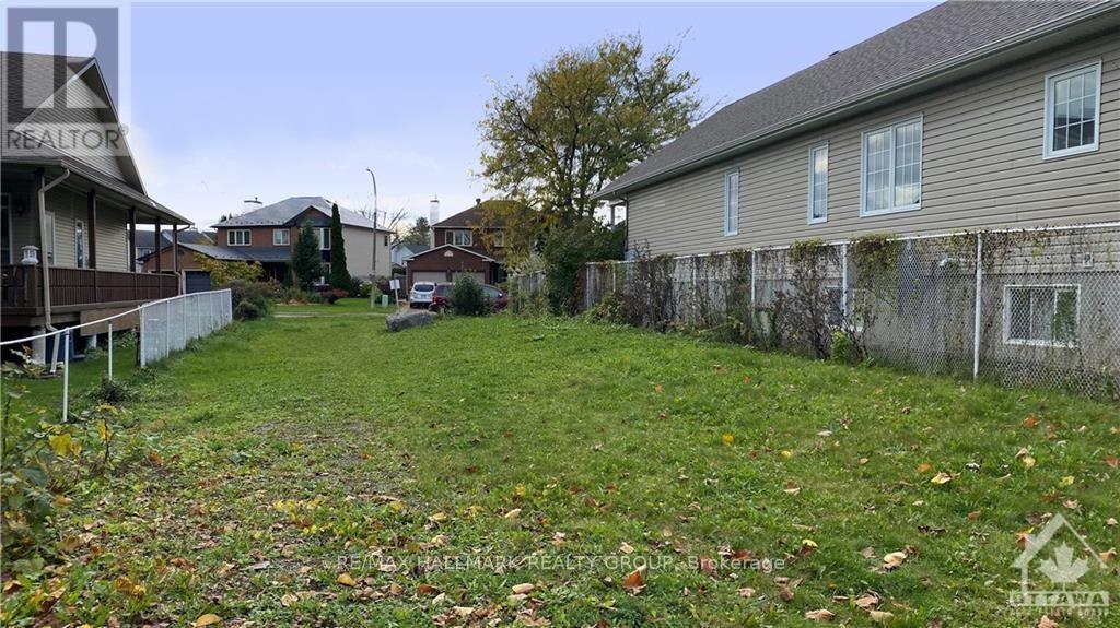 1673 Kindersley Avenue, Ottawa, Ontario  K1C 4V4 - Photo 4 - X9516815