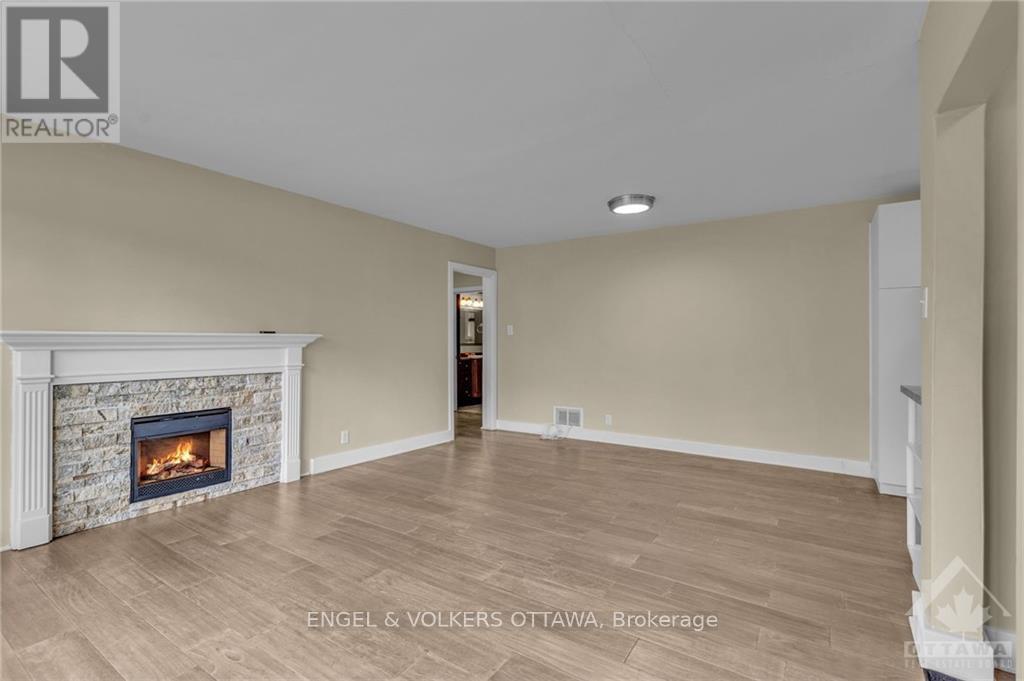 6036 PERTH STREET Stittsville - Munster - Richmond (8204 - Richmond)