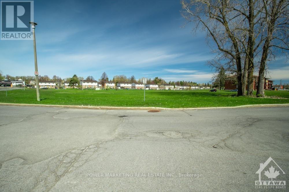 840 Portelance Avenue, Hawkesbury, Ontario  K6A 2Z2 - Photo 2 - X9518511