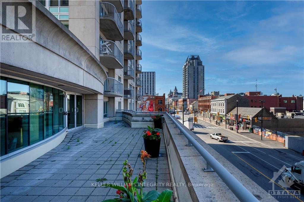 2005 - 200 RIDEAU STREET Lower Town - Sandy Hill (4003 - Sandy Hill)