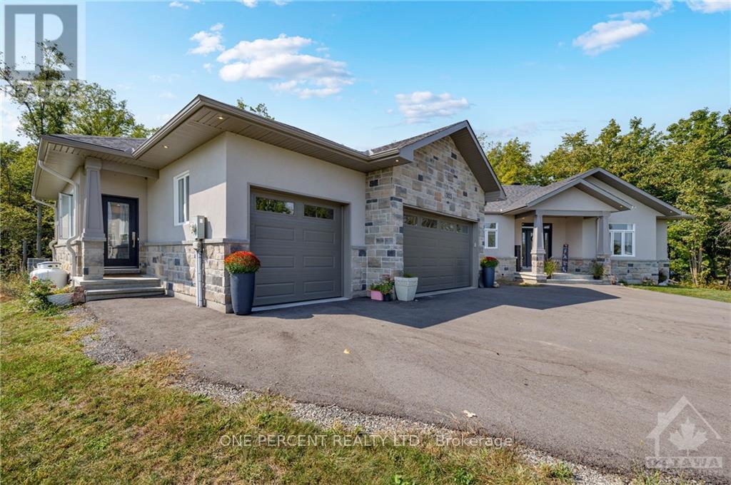 1303 COUNTRY LANE North Dundas (708 - North Dundas (Mountain) Twp)