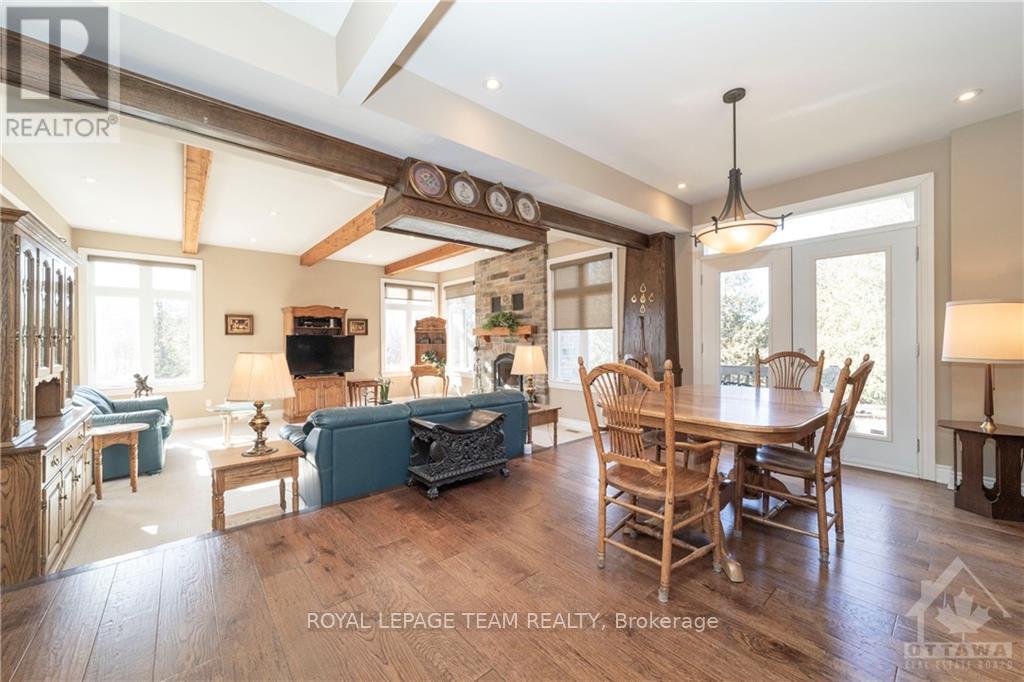 5785 Longhearth Way, Manotick - Kars - Rideau Twp And Area, Ontario  K4M 1M2 - Photo 6 - X9520672