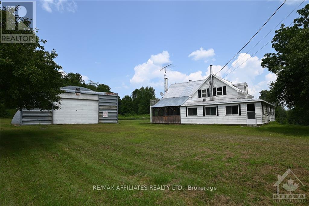 1018 FOLGER ROAD, North Frontenac, Ontario