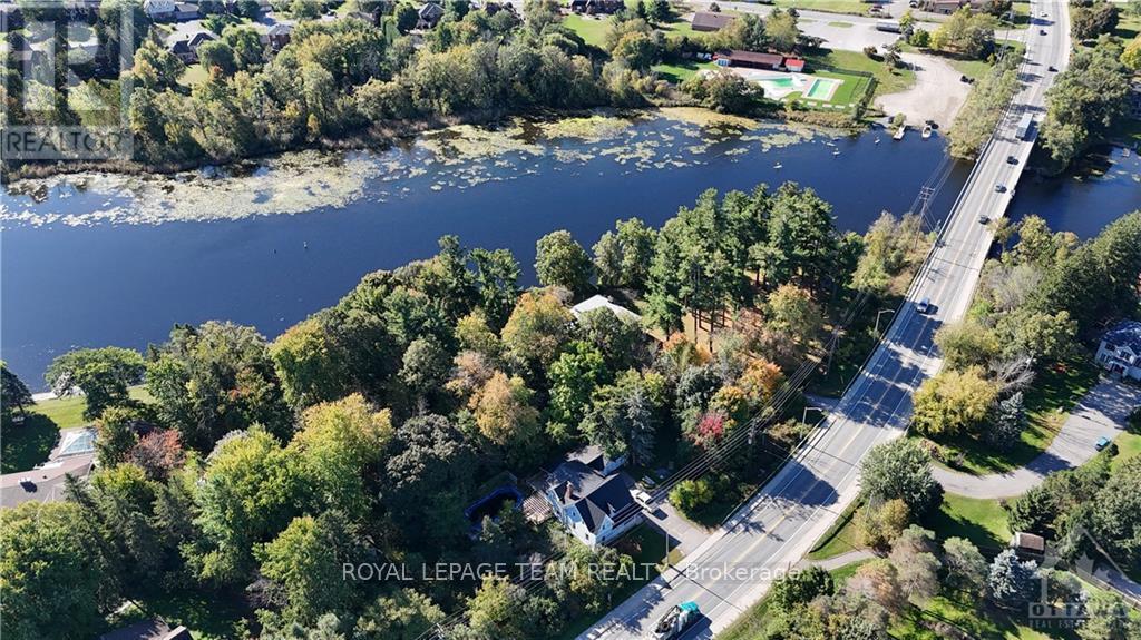 1022 Bridge Street, Manotick - Kars - Rideau Twp And Area, Ontario  K4M 1K4 - Photo 6 - X9520780