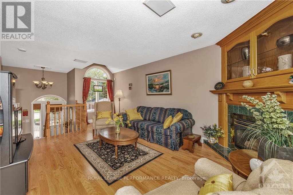 Property at 1694 TOULOUSE CRESCENT image 5