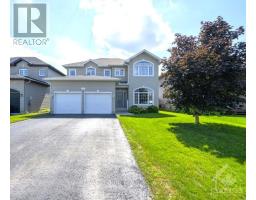 77 CARTER CRESCENT, Renfrew, Ontario