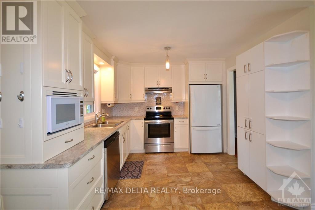 3727 CARTIER STREET Clarence-Rockland (607 - Clarence/Rockland Twp)