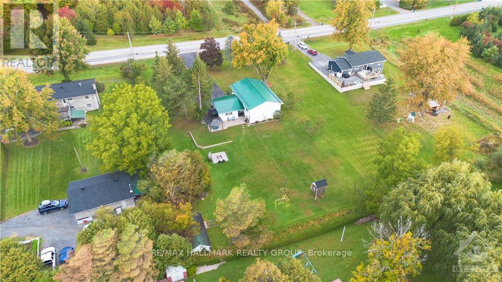 8408 VICTORIA STREET Greely - Metcalfe - Osgoode - Vernon and Area (1602 - Metcalfe)