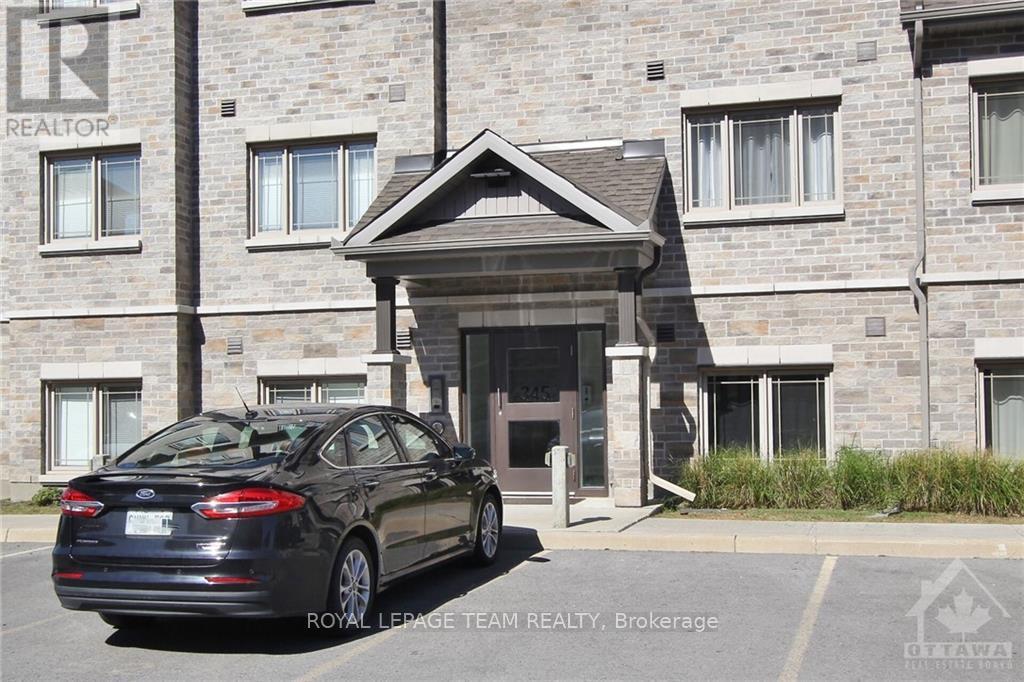 2 - 345 TRIBECA Barrhaven (7706 - Barrhaven - Longfields)