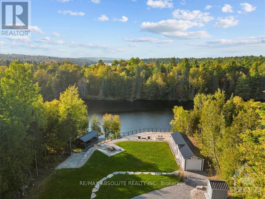 6037 CENTENNIAL DRIVE, Greater Madawaska, Ontario