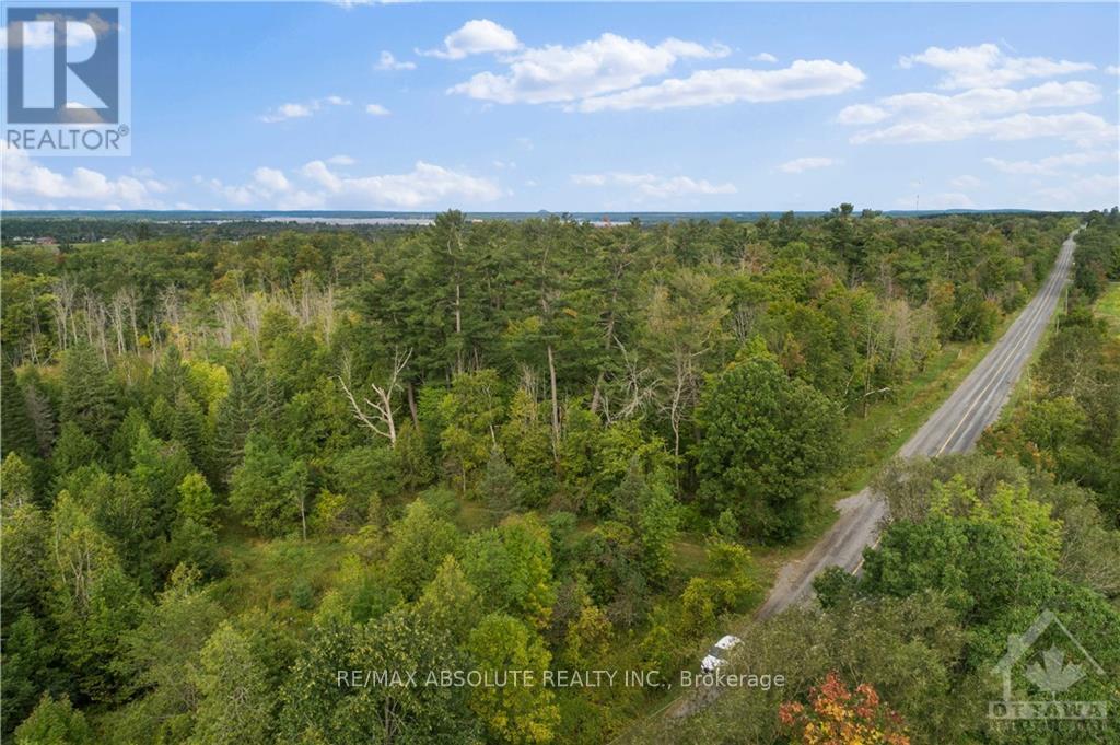 4825 Canon Smith Drive, Carp - Dunrobin - Huntley - Fitzroy And Area, Ontario  K0A 1X0 - Photo 24 - X9523451