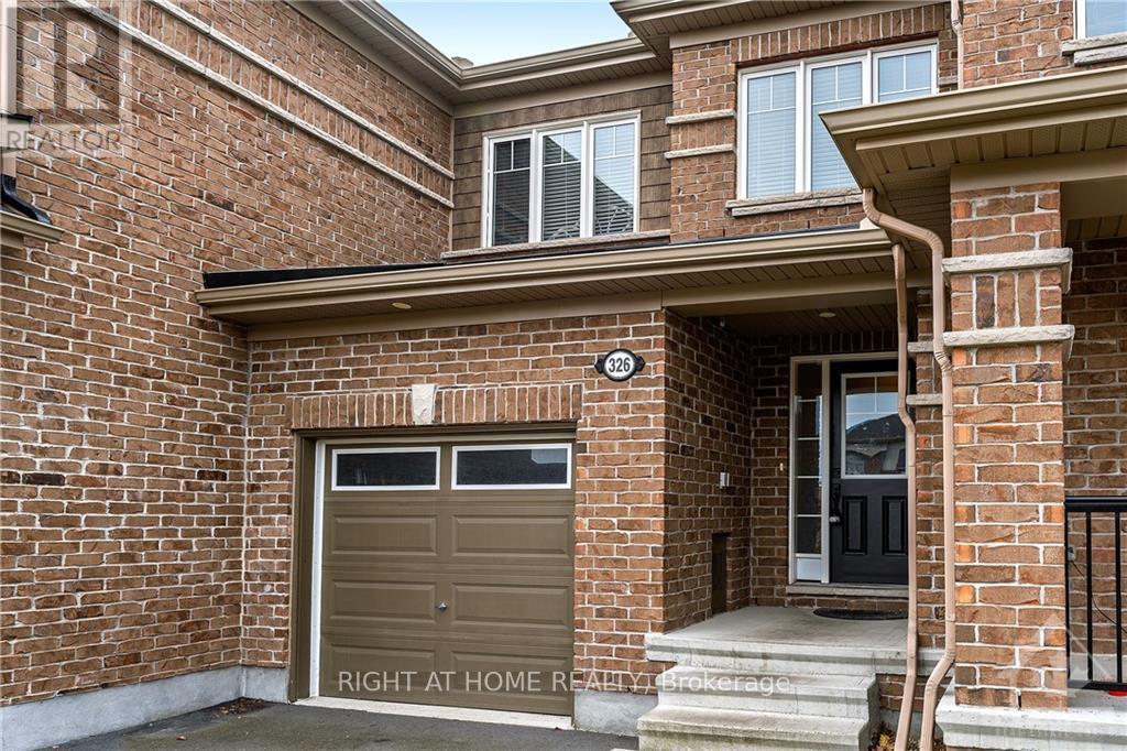 326 Lipizzaner Street, Stittsville - Munster - Richmond, Ontario  K2S 0X9 - Photo 2 - X9524253