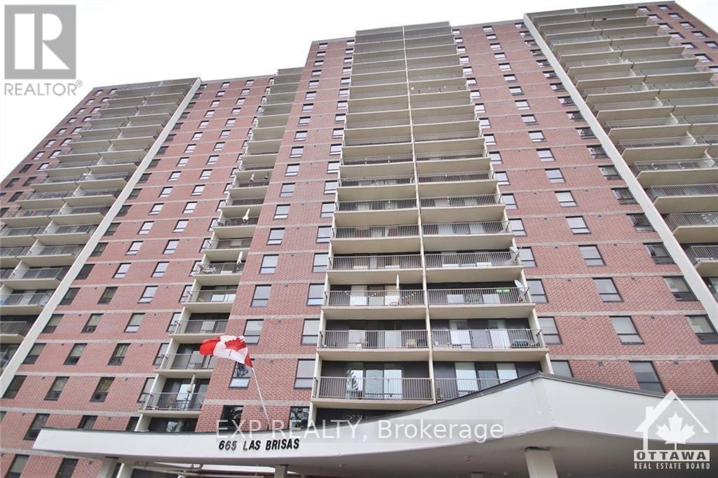 1112 - 665 Bathgate Drive, Overbook - Castleheights And Area, Ontario  K1K 3Y4 - Photo 2 - X9524312