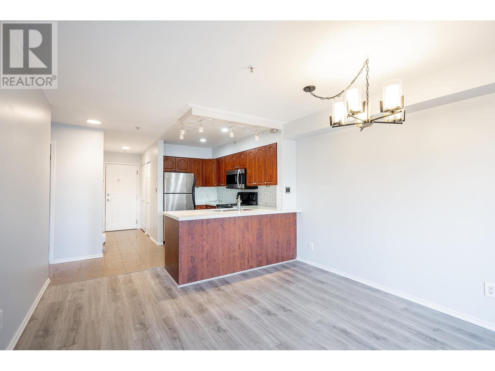 208 633 W 16th Avenue, Vancouver, British Columbia  V5Z 1S5 - Photo 2 - R2941073
