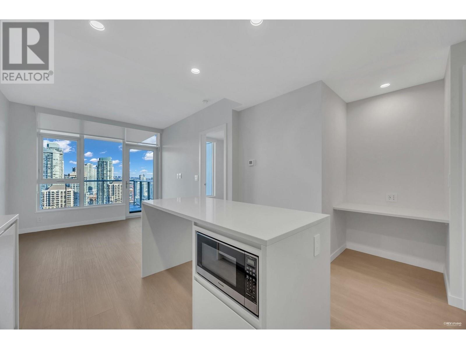 Listing Picture 16 of 40 : 3409 4168 LOUGHEED HIGHWAY, Burnaby / 本拿比 - 魯藝地產 Yvonne Lu Group - MLS Medallion Club Member