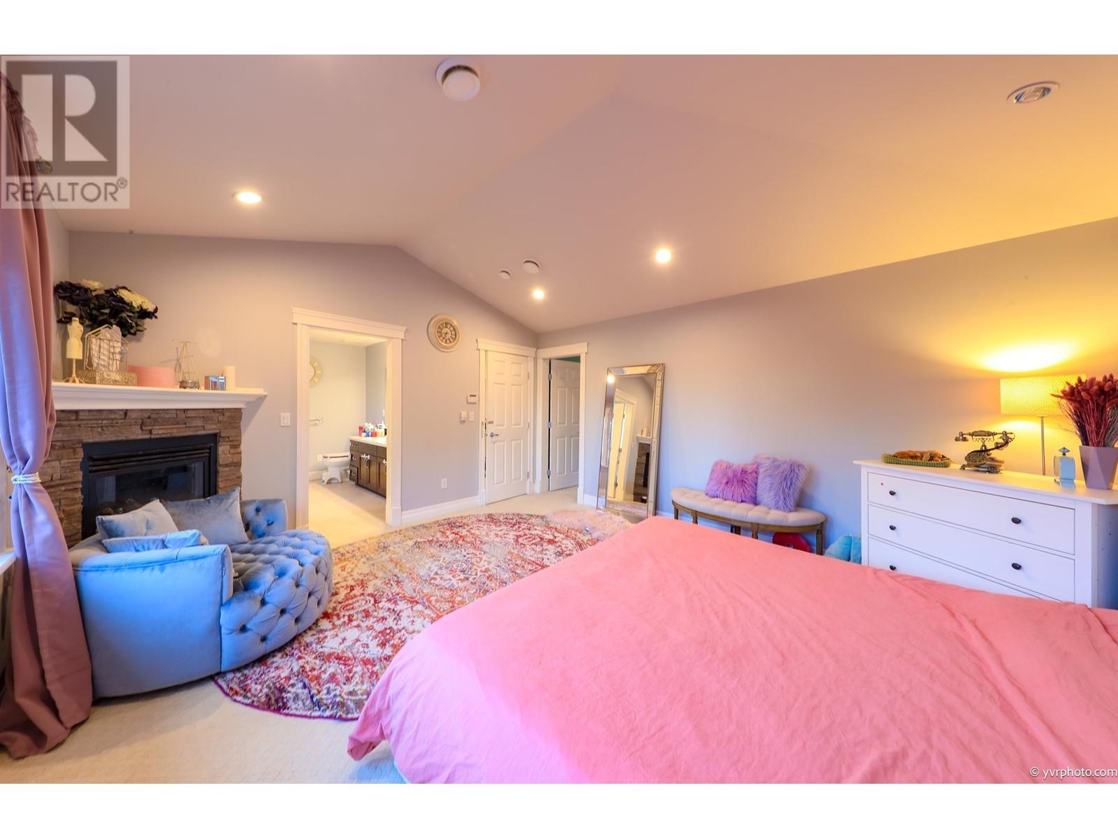 Listing Picture 18 of 30 : 3271 FRANCIS ROAD, Richmond / 烈治文 - 魯藝地產 Yvonne Lu Group - MLS Medallion Club Member