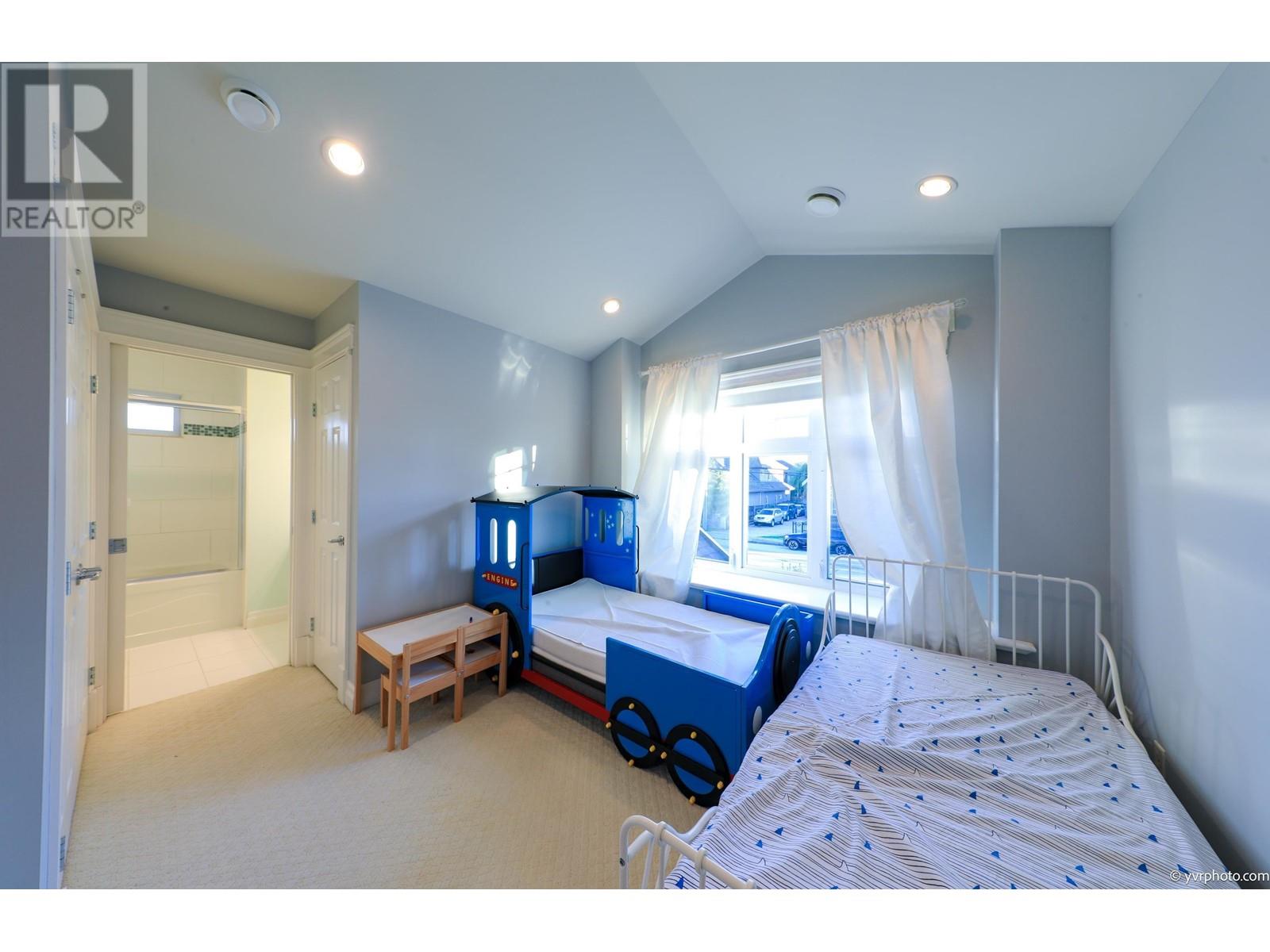 Listing Picture 21 of 30 : 3271 FRANCIS ROAD, Richmond / 烈治文 - 魯藝地產 Yvonne Lu Group - MLS Medallion Club Member