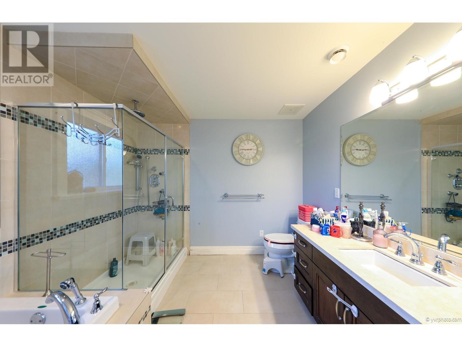 Listing Picture 19 of 30 : 3271 FRANCIS ROAD, Richmond / 烈治文 - 魯藝地產 Yvonne Lu Group - MLS Medallion Club Member