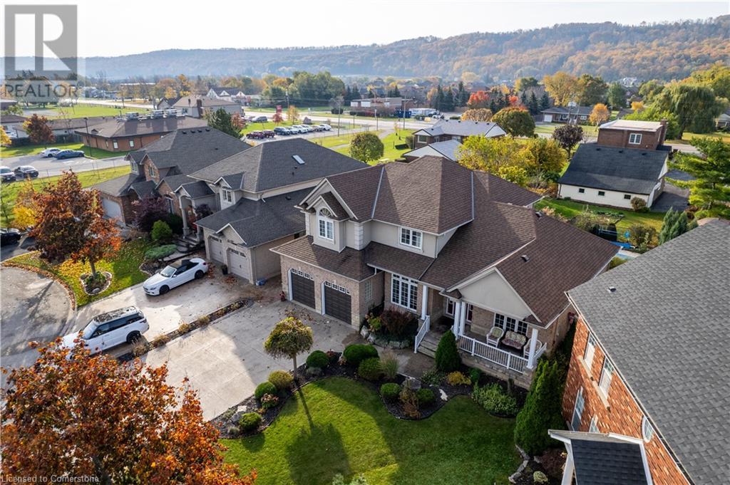 48 Tuscani Drive, Stoney Creek, Ontario  L8E 5W4 - Photo 5 - 40671319