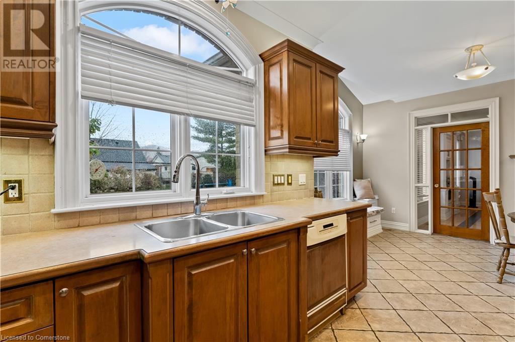 48 Tuscani Drive, Stoney Creek, Ontario  L8E 5W4 - Photo 22 - 40671319