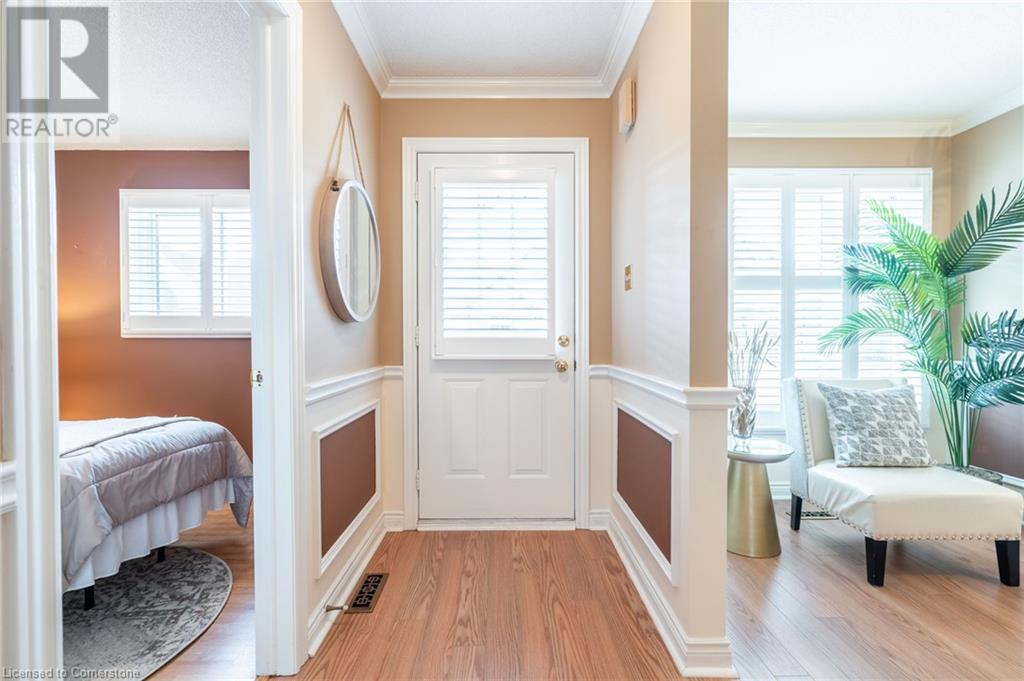 10 Wentworth Drive Unit# 35, Grimsby, Ontario  L3M 5G3 - Photo 4 - 40681073