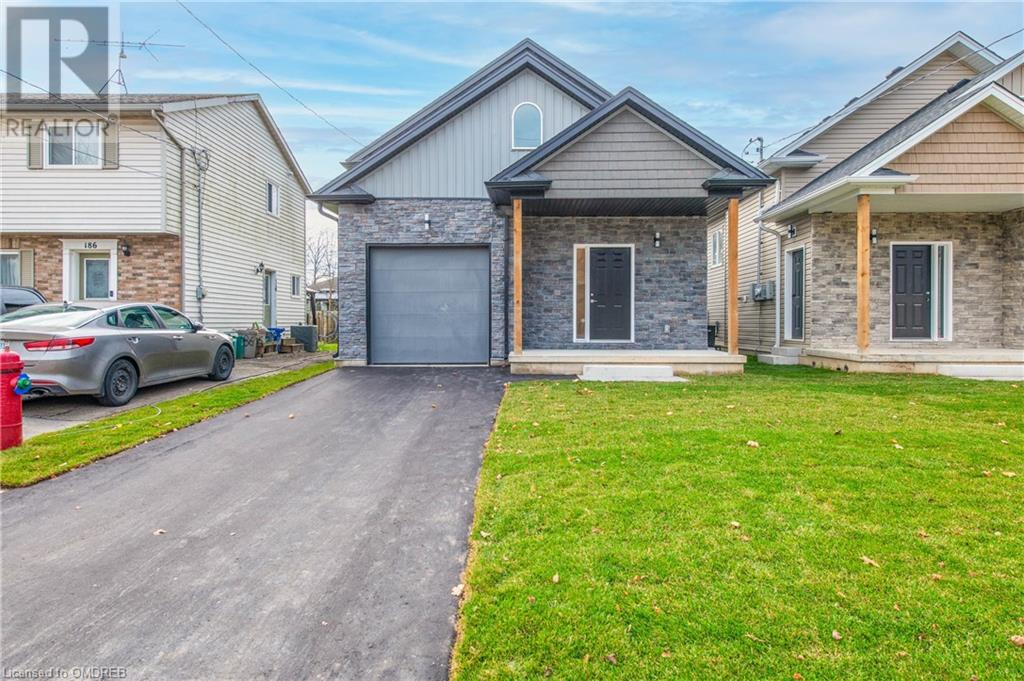 182 Commercial Street, Welland, Ontario  L5B 5Z3 - Photo 2 - 40681232