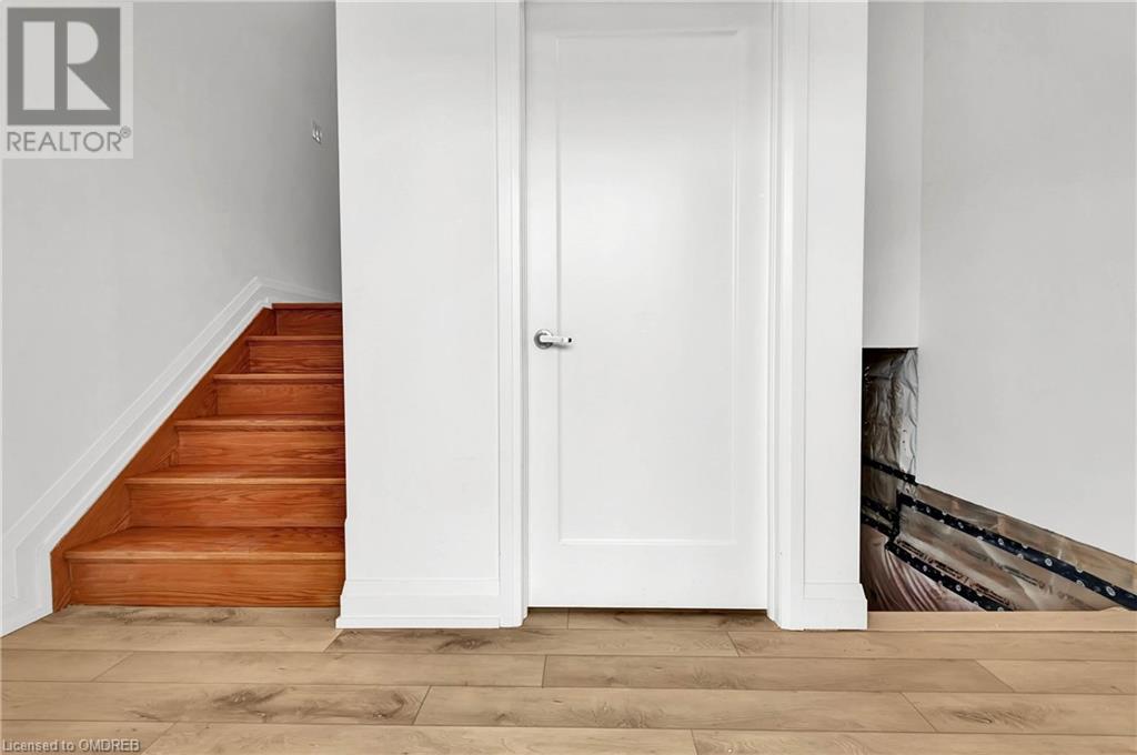 182 Commercial Street, Welland, Ontario  L5B 5Z3 - Photo 4 - 40681232