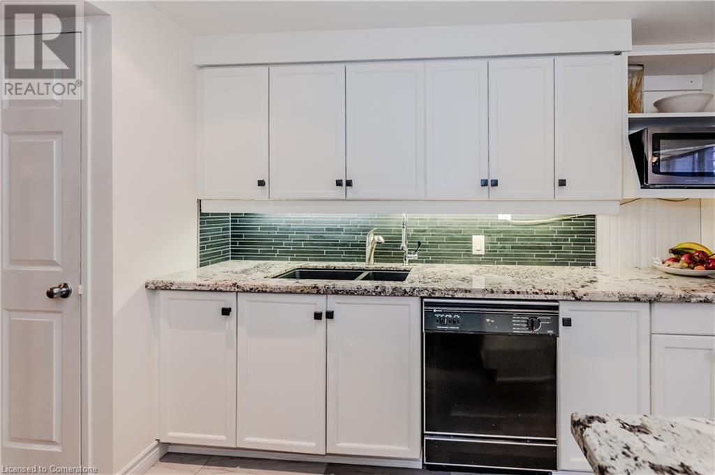 265 Westcourt Place Unit# 203, Waterloo, Ontario  N2L 6E4 - Photo 15 - 40675096