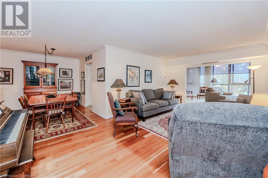 265 Westcourt Place Unit# 203, Waterloo, Ontario  N2L 6E4 - Photo 6 - 40675096