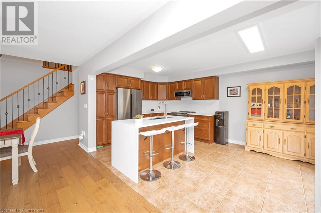 44 Pelech CrescentHamilton, Ontario  L0R 1P0 - Photo 15 - 40654730