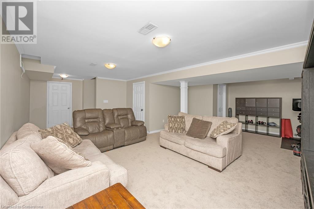 44 Pelech CrescentHamilton, Ontario  L0R 1P0 - Photo 40 - 40654730
