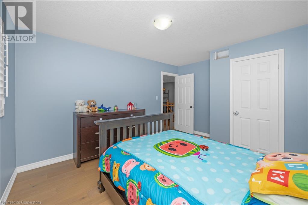 44 Pelech CrescentHamilton, Ontario  L0R 1P0 - Photo 37 - 40654730