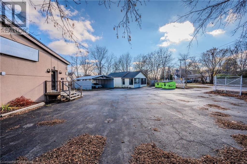 42 Walnut Street, Kitchener, Ontario  N2G 1P6 - Photo 21 - 40679610