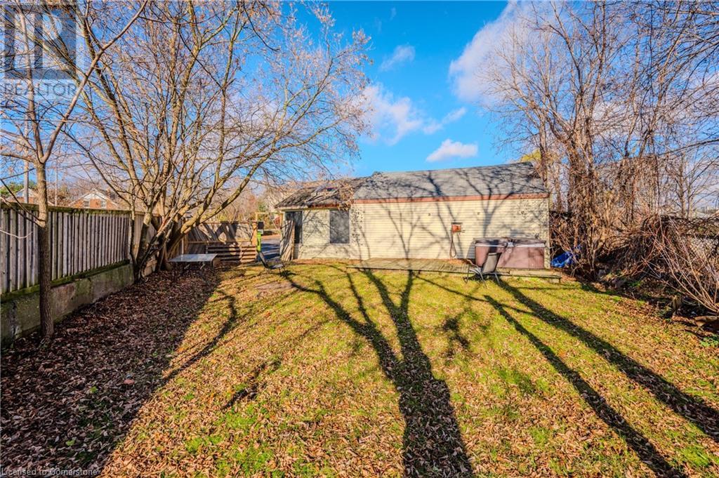 42 Walnut Street, Kitchener, Ontario  N2G 1P6 - Photo 23 - 40679610