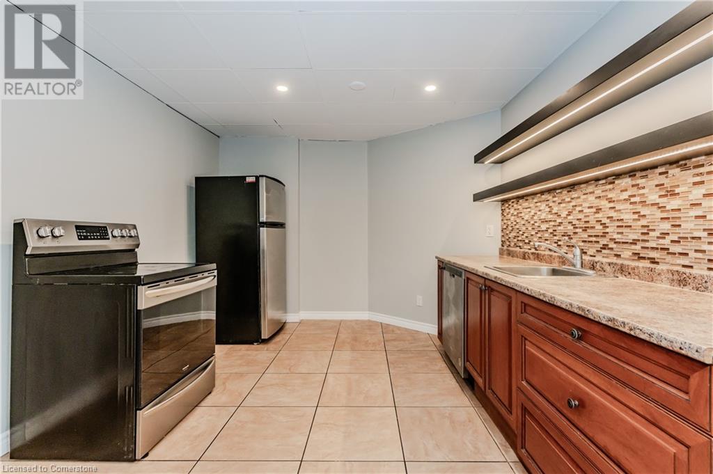 42 Walnut Street, Kitchener, Ontario  N2G 1P6 - Photo 9 - 40679610