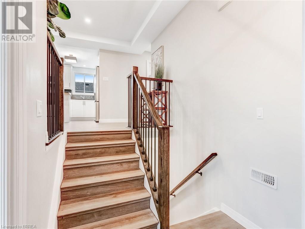 52 Fieldgate Drive, Brantford, Ontario  N3P 1H4 - Photo 5 - 40677595