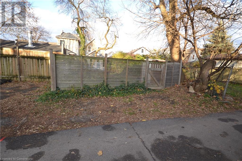 25 Chatham Street, Hamilton, Ontario  L8P 2B3 - Photo 33 - 40681181