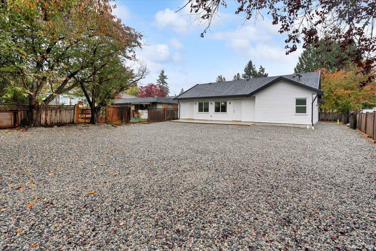 7477 Martin Place, Mission, British Columbia  V2V 3K6 - Photo 22 - R2946493